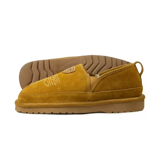 Ariat Men's Lasso Suede Slippers- Chestnut