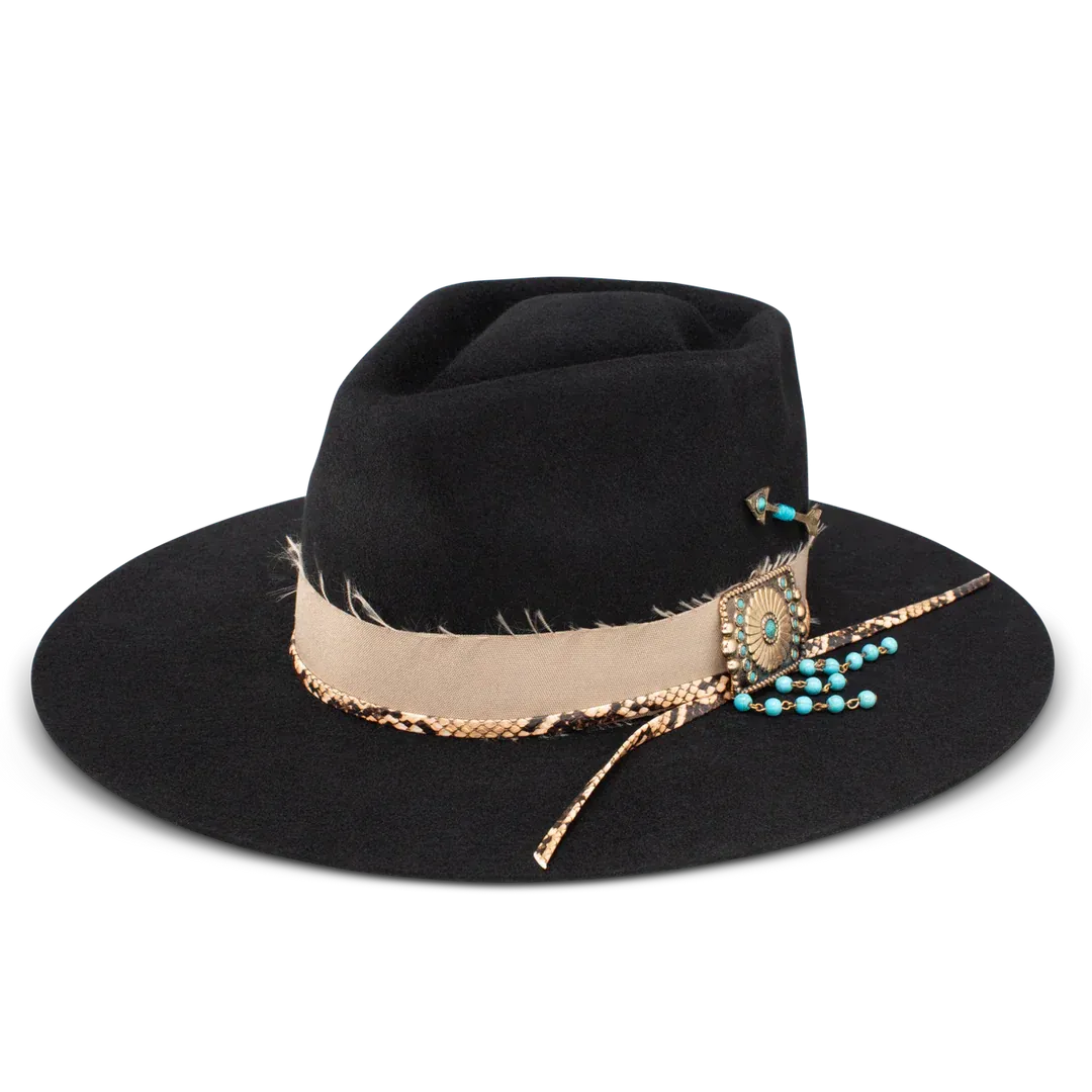 Charlie 1 Horse Felt "Lucky Me" - Black, Size: S