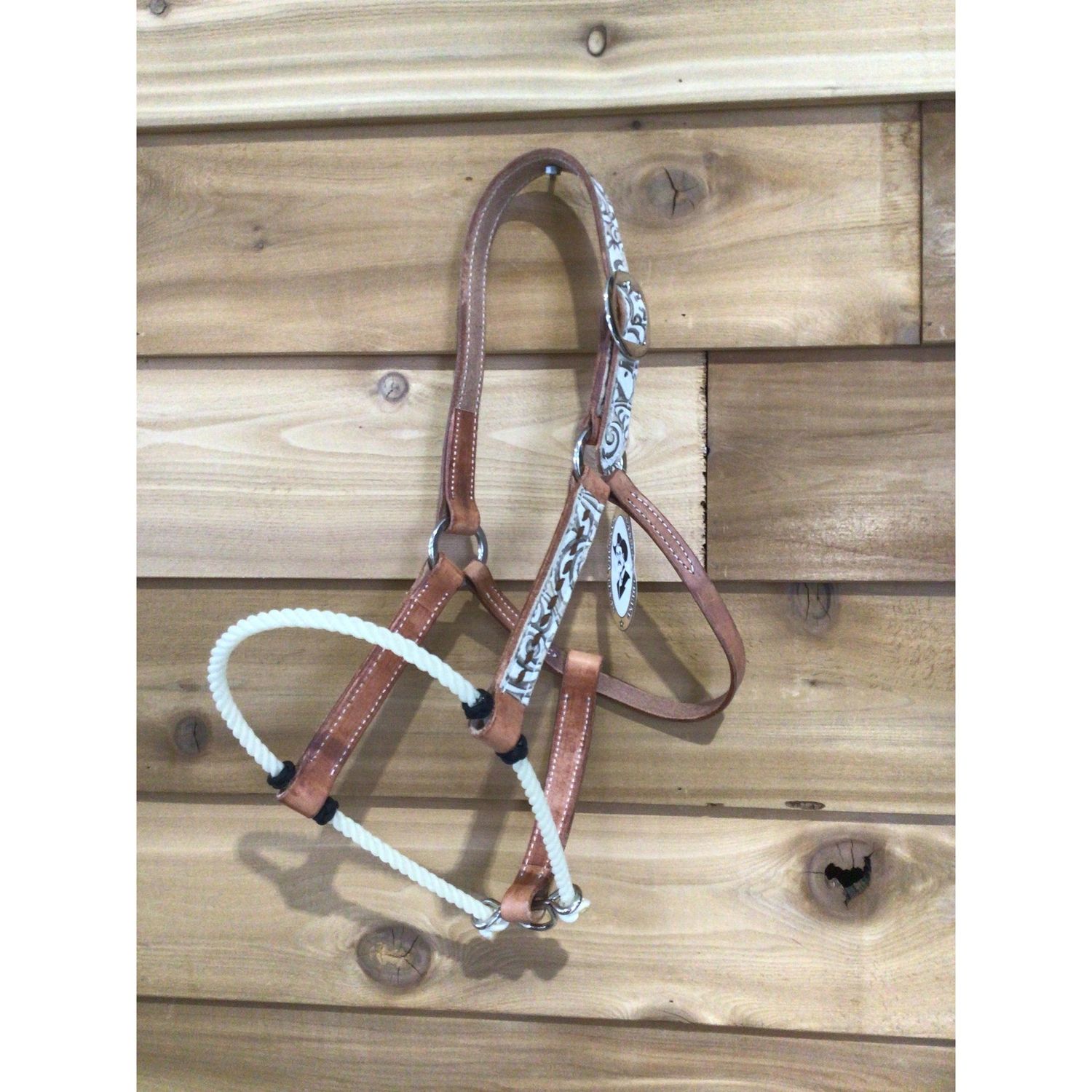 San Saba 1" Harness Leather Halter w/ Rope Nose -Floral &amp; Buckstitch