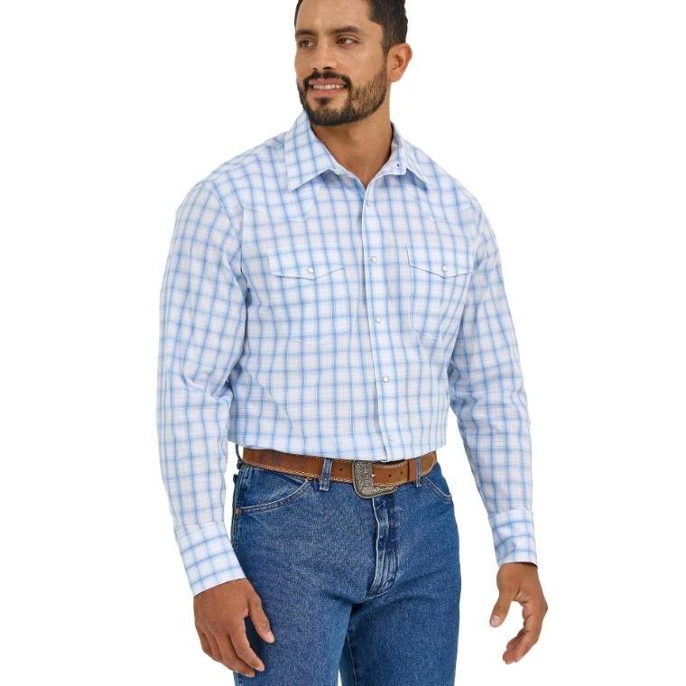 Wrangler Men's Long Sleeve Wrinkle Resistant Classic Fit Plaid Shirt - Blue