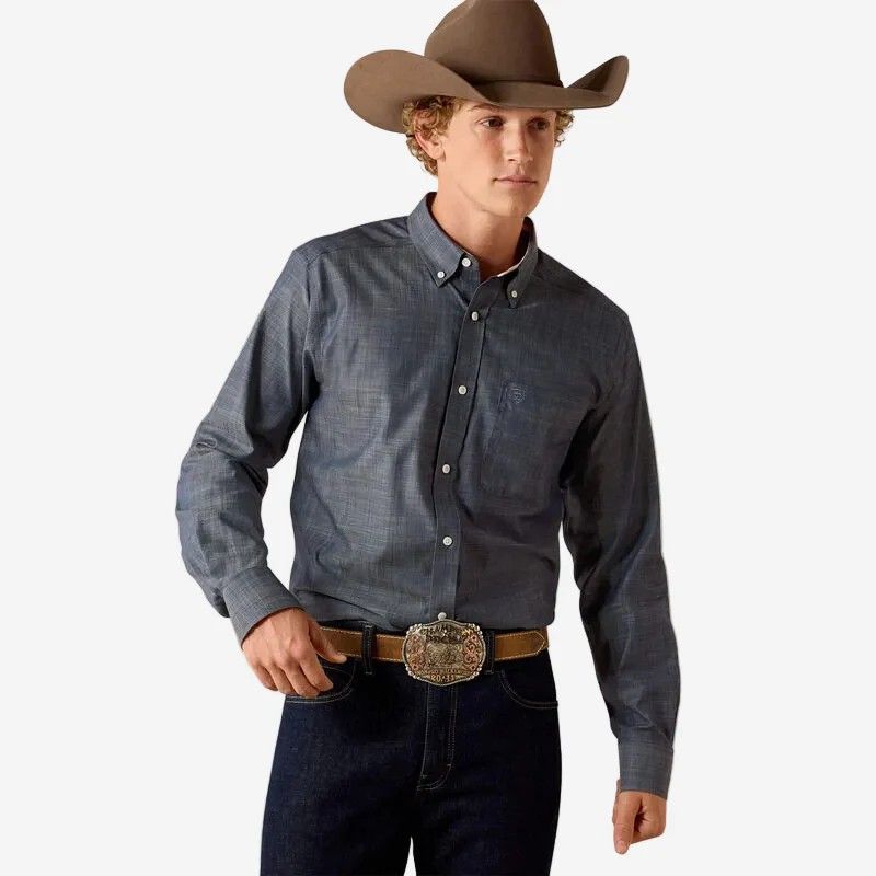 Ariat Men's WF Solid FTD Long Sleeve Shirt - Cranberry/Blue