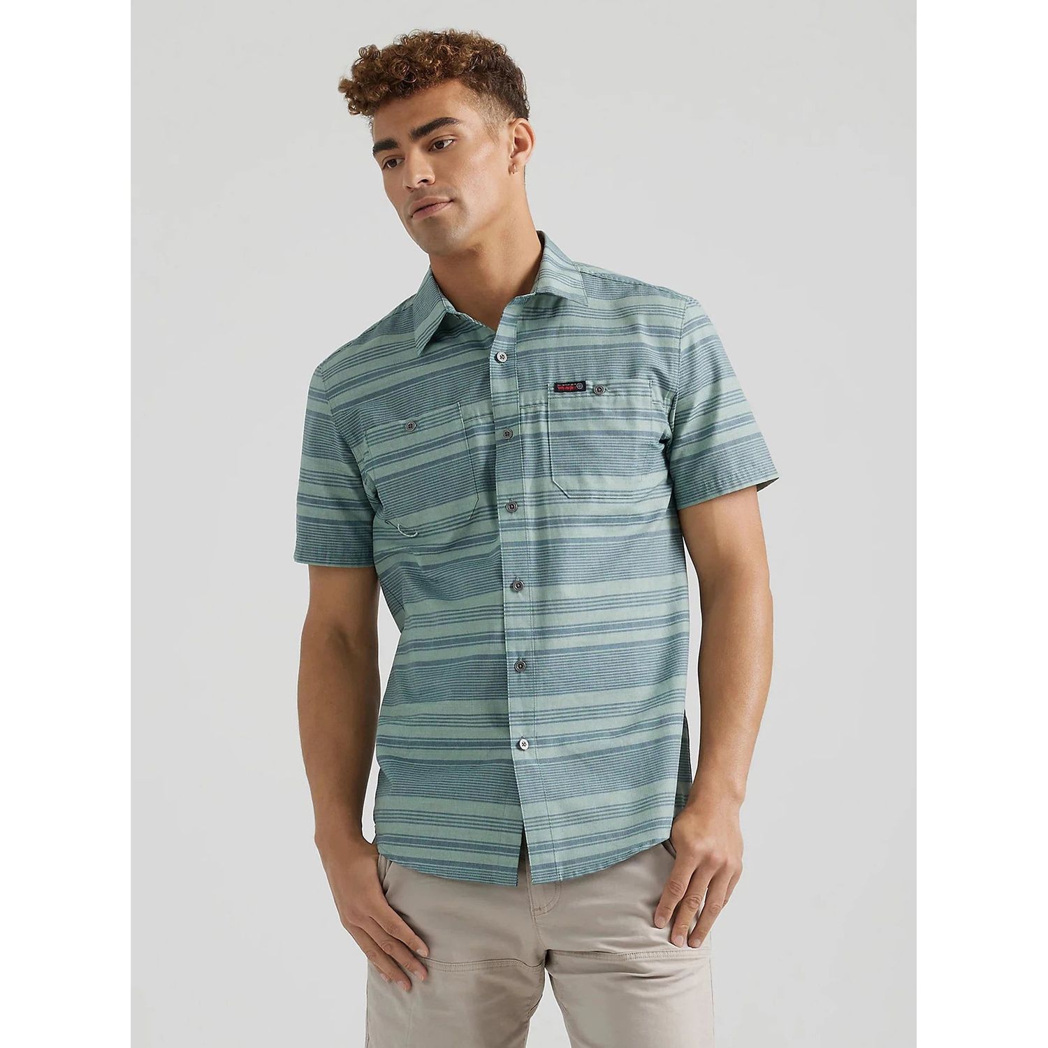 Wrangler Men's ATG Short Sleeve Breeze Shirt - Fade Blue