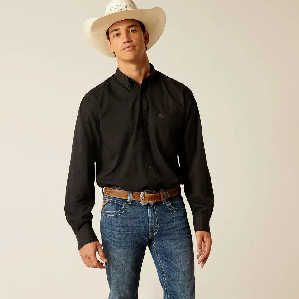 Ariat Men's 360 Airflow Classic Fit LS Shirt - Black, Size: S