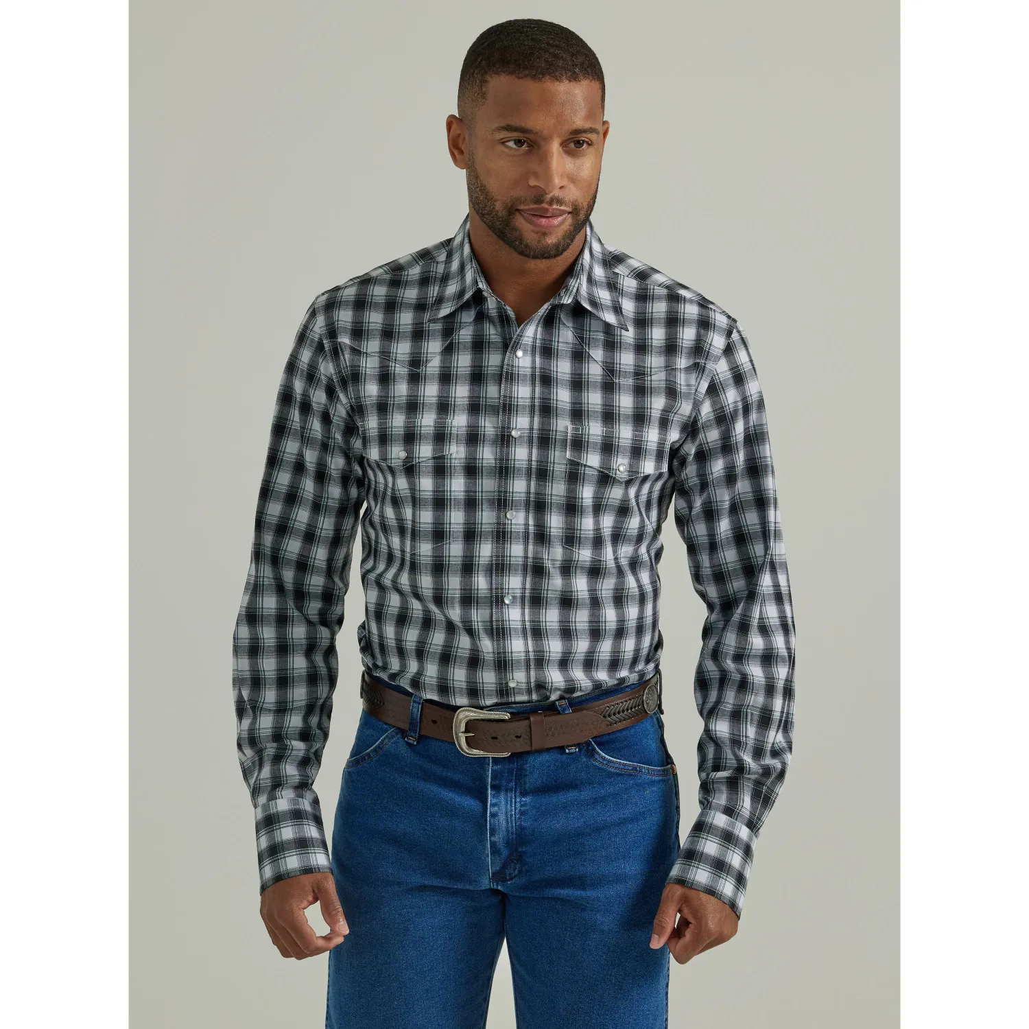 Wrangler Men's Wrinkle Free Long Sleeve Shirt, Size: S