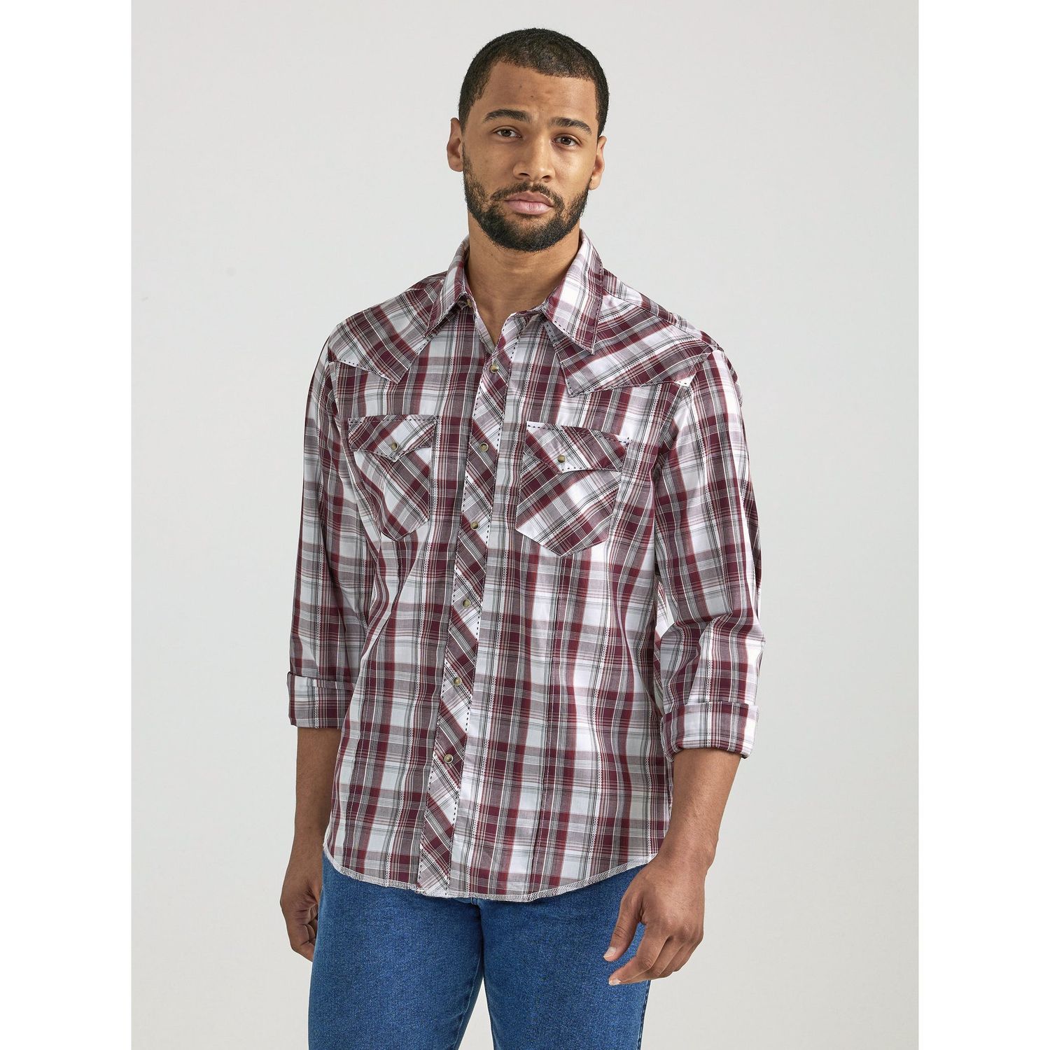 Wrangler Men's Long Sleeve Modern Fit Snap Shirt - Burgundy