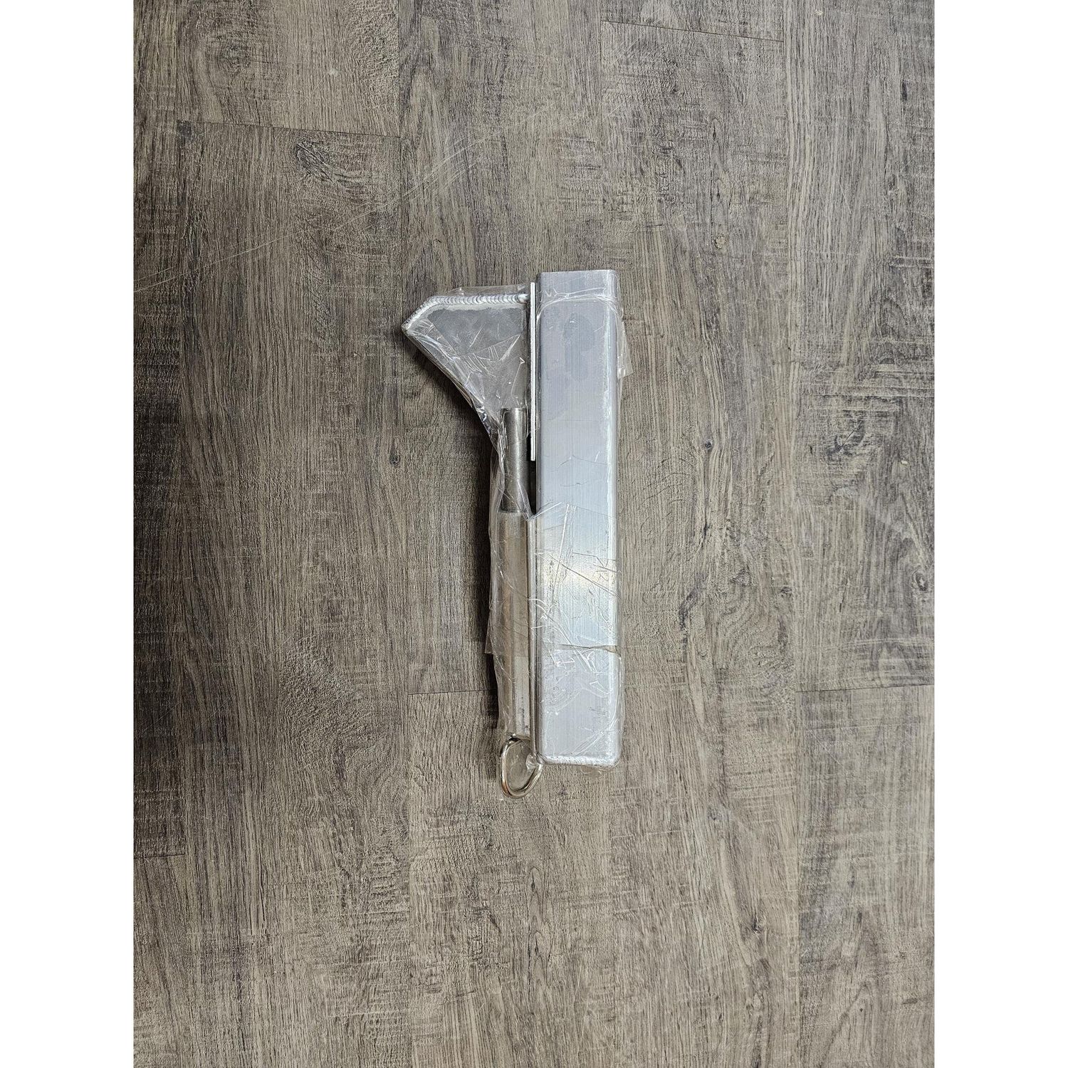 4-Star Center Gate Holdback Kit - Style 1, Style: STYLE 1