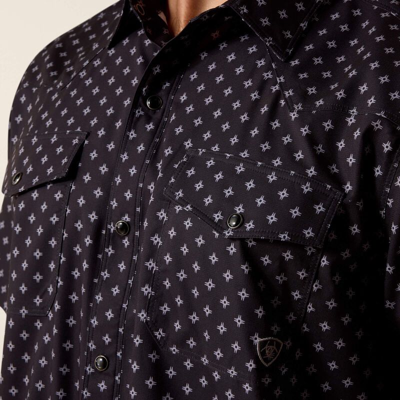 Ariat Men's Printed VentTEK Western Fitted Snap Short Sleeve Shirt - Black