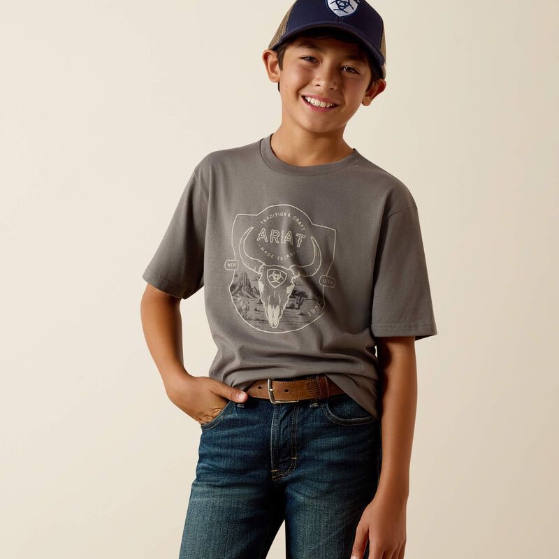Ariat Boy's Desert Badge Tradition Short Sleeve Tee Shirt - Smoked Pearl