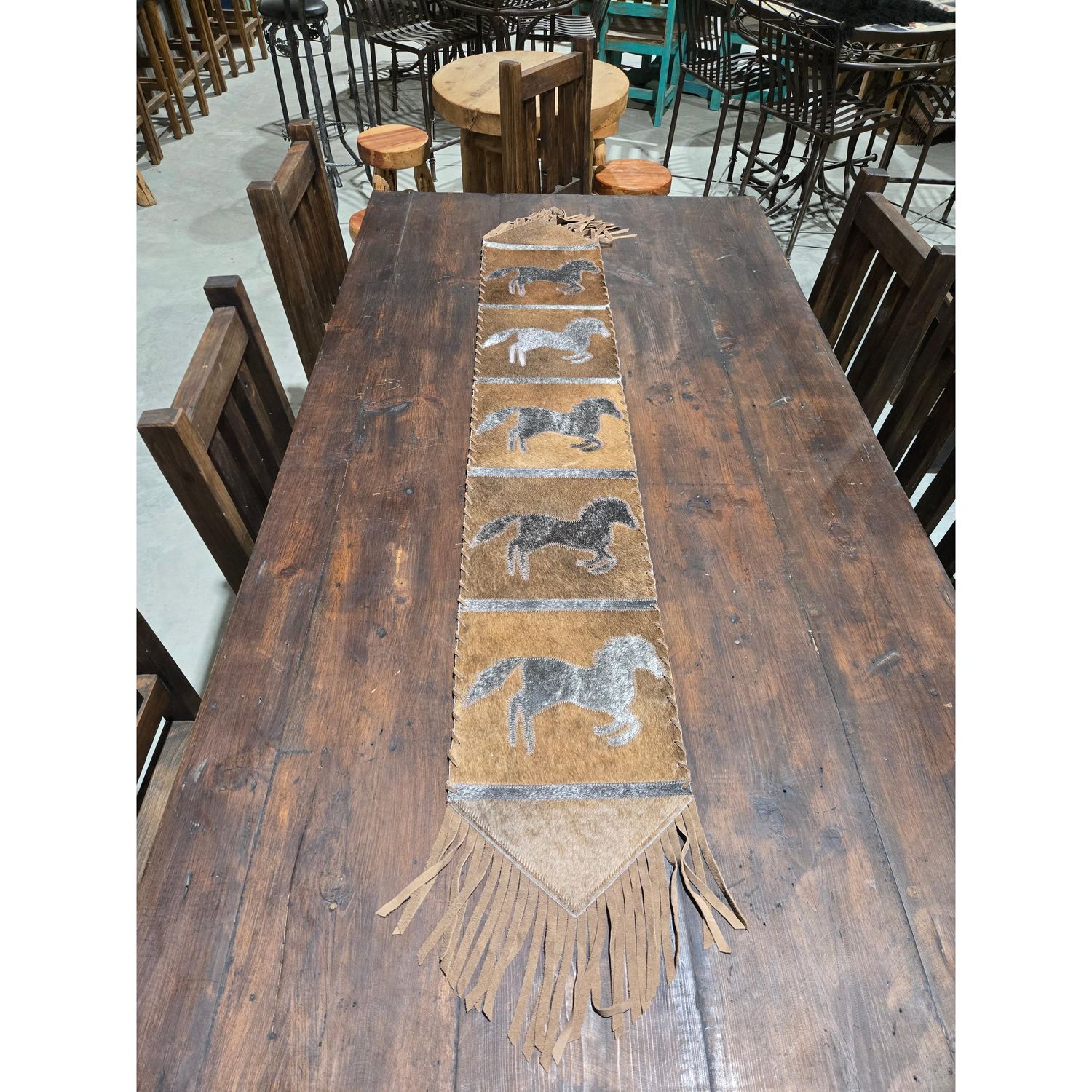 D2W Table Runner Running Horse w Fringes