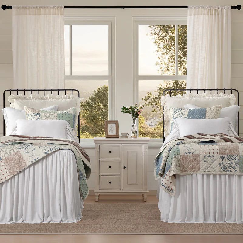 Hi End Accents Patchwork Paisley Quilt Set