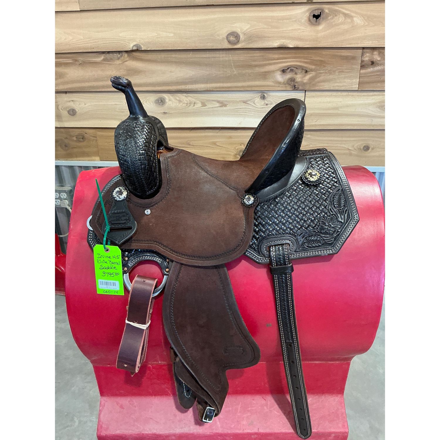 Irvine 14.5" Elite Barrel Saddle - 060-14