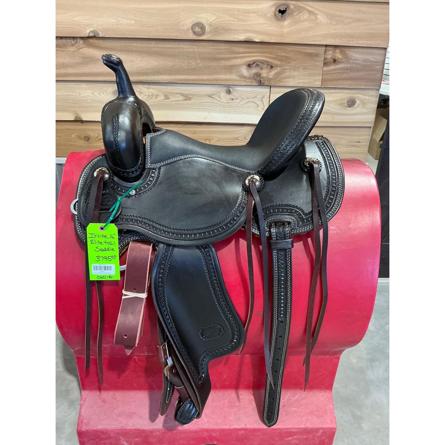Irvine 16" Elite Trail Saddle - 060-6
