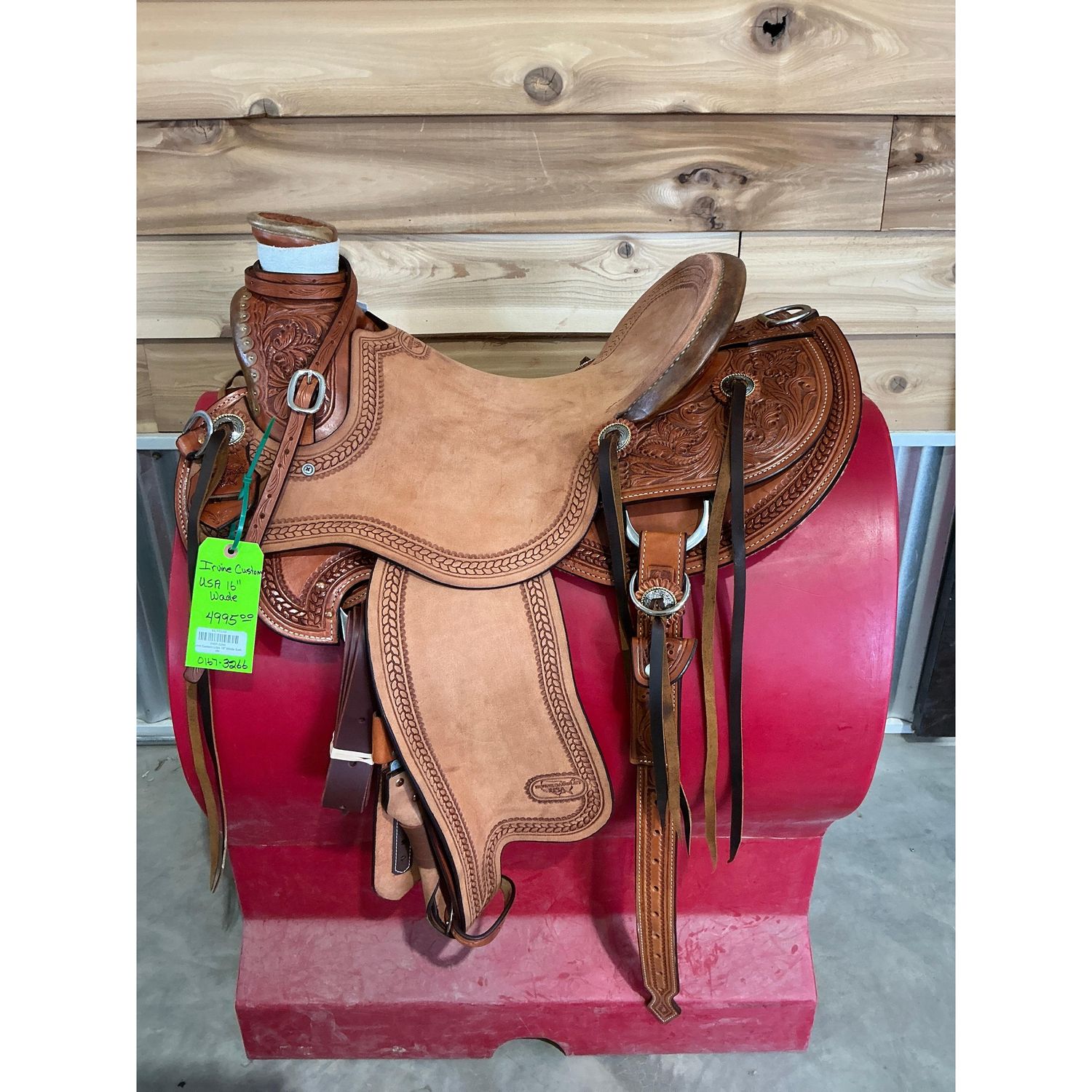 Irvine Custom USA 16" Wade Saddle