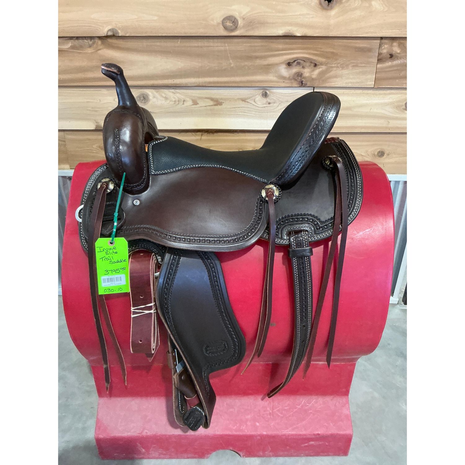 Irvine Elite 17" Trail Saddle - 030-10