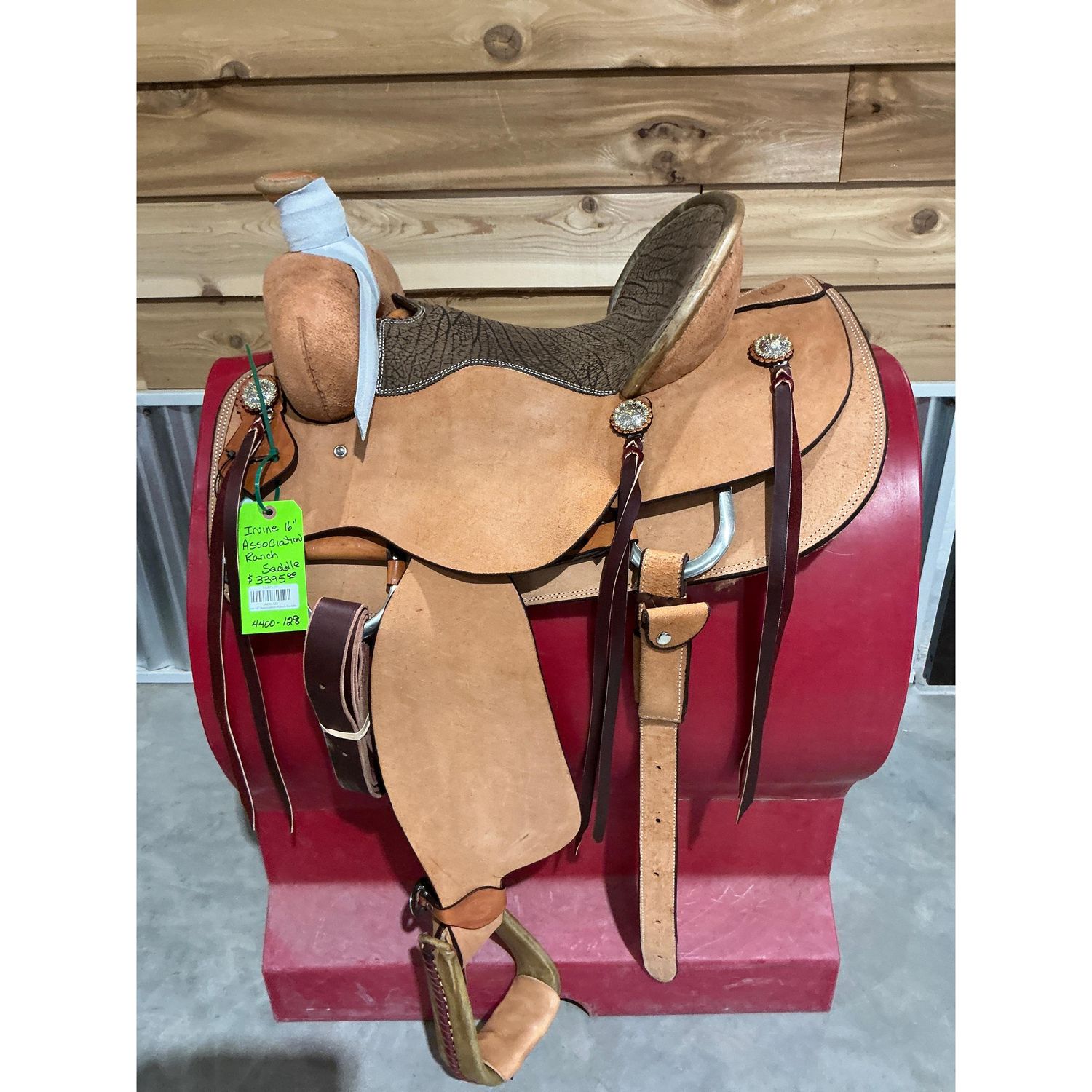 Irvine 16" Association Ranch Saddle - 4400-128