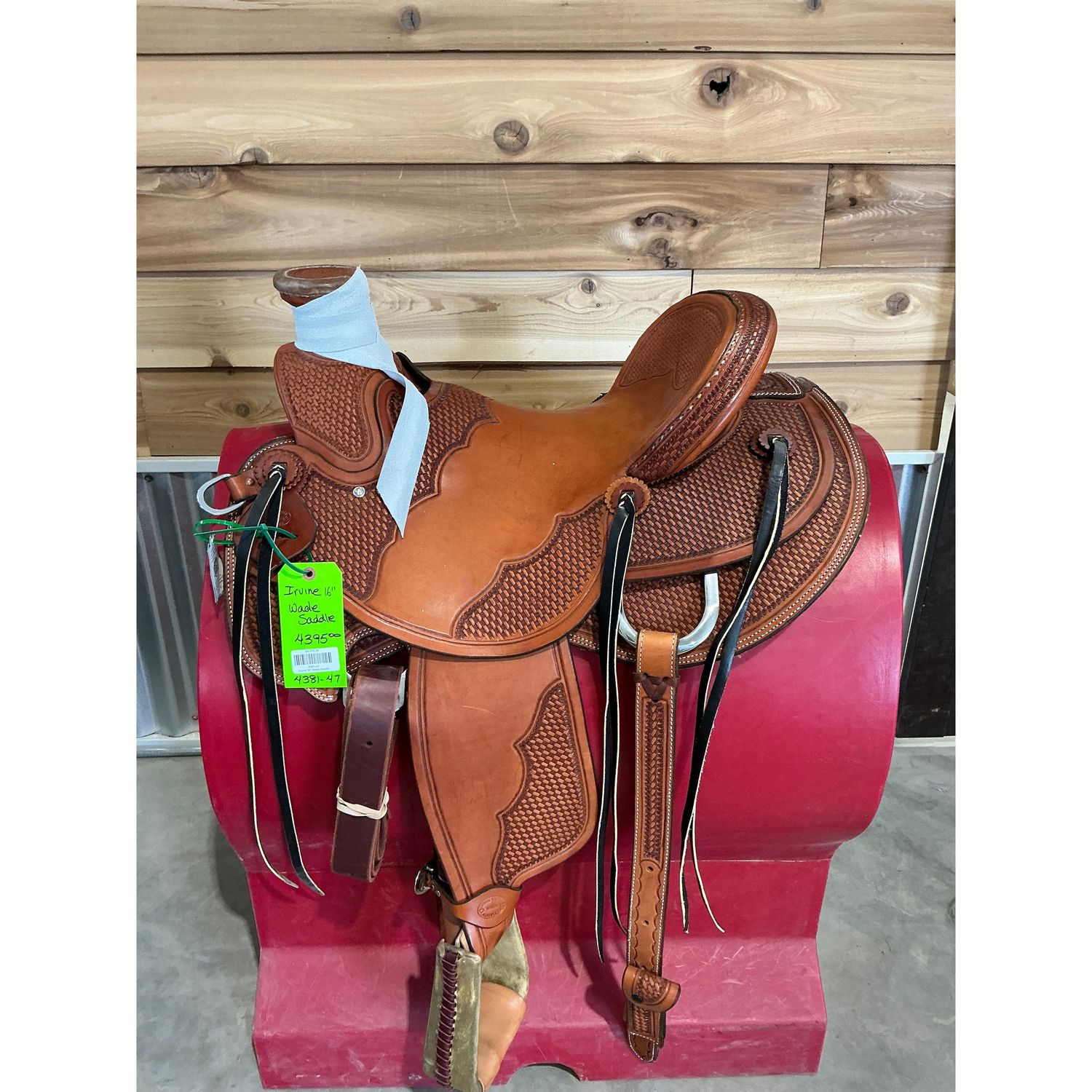 Irvine 16" Wade Saddle - 4381-47