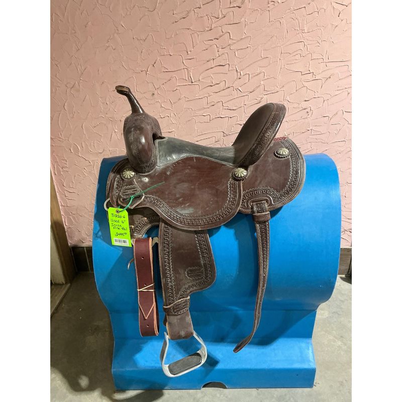 Used 16" Irvine Elite Trail Saddle