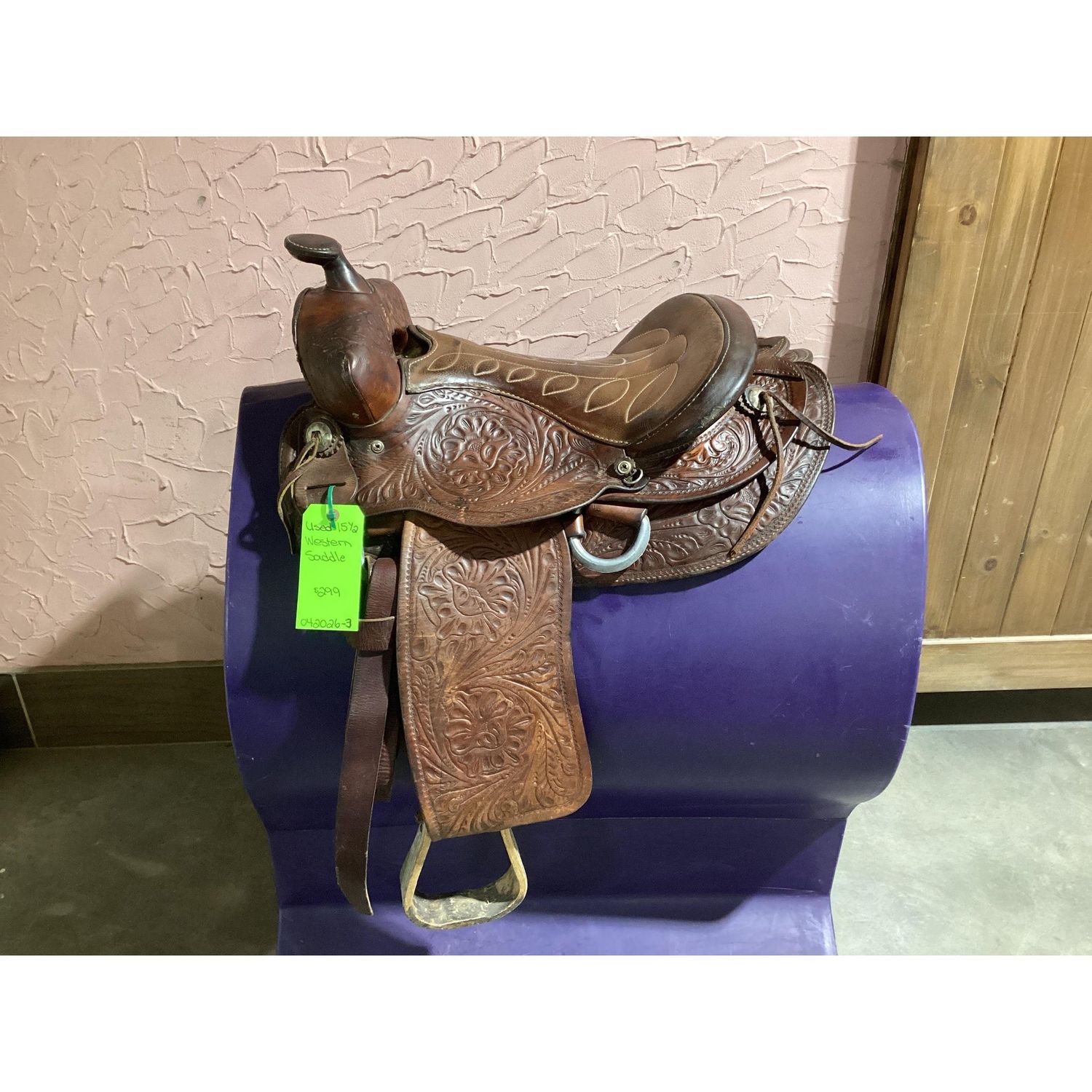 Used 15 1/2 Western Saddle