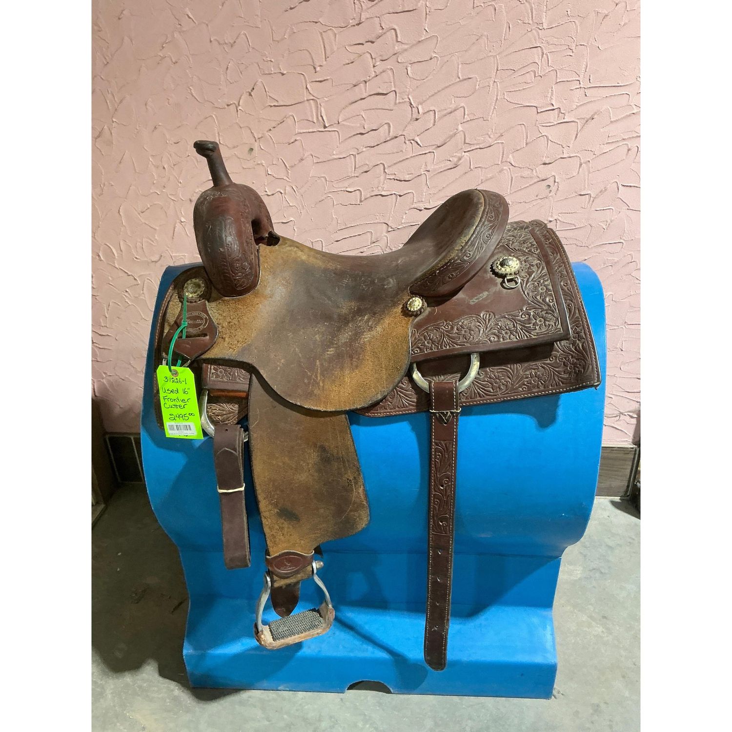 Used 16" Frontier Cutting Saddle