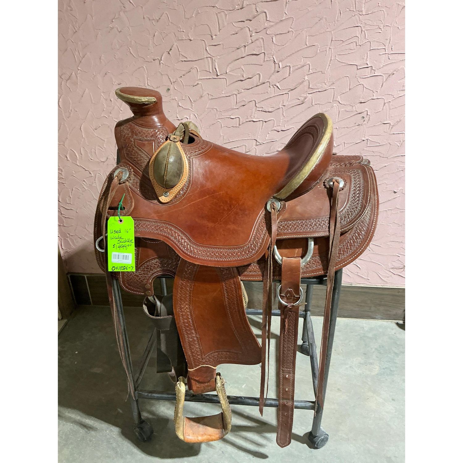 Used 16” Wade Saddle (No Name)