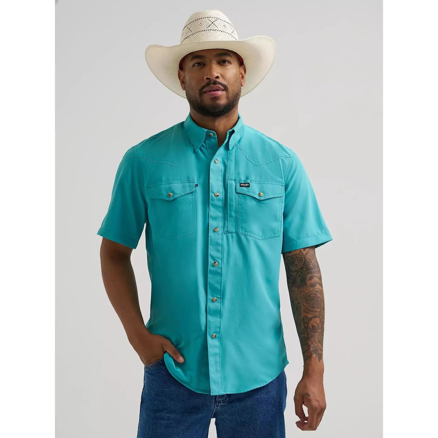 Wrangler Men's All Terrain Gear Short Sleeve Performance Shirt- Latigo Bay