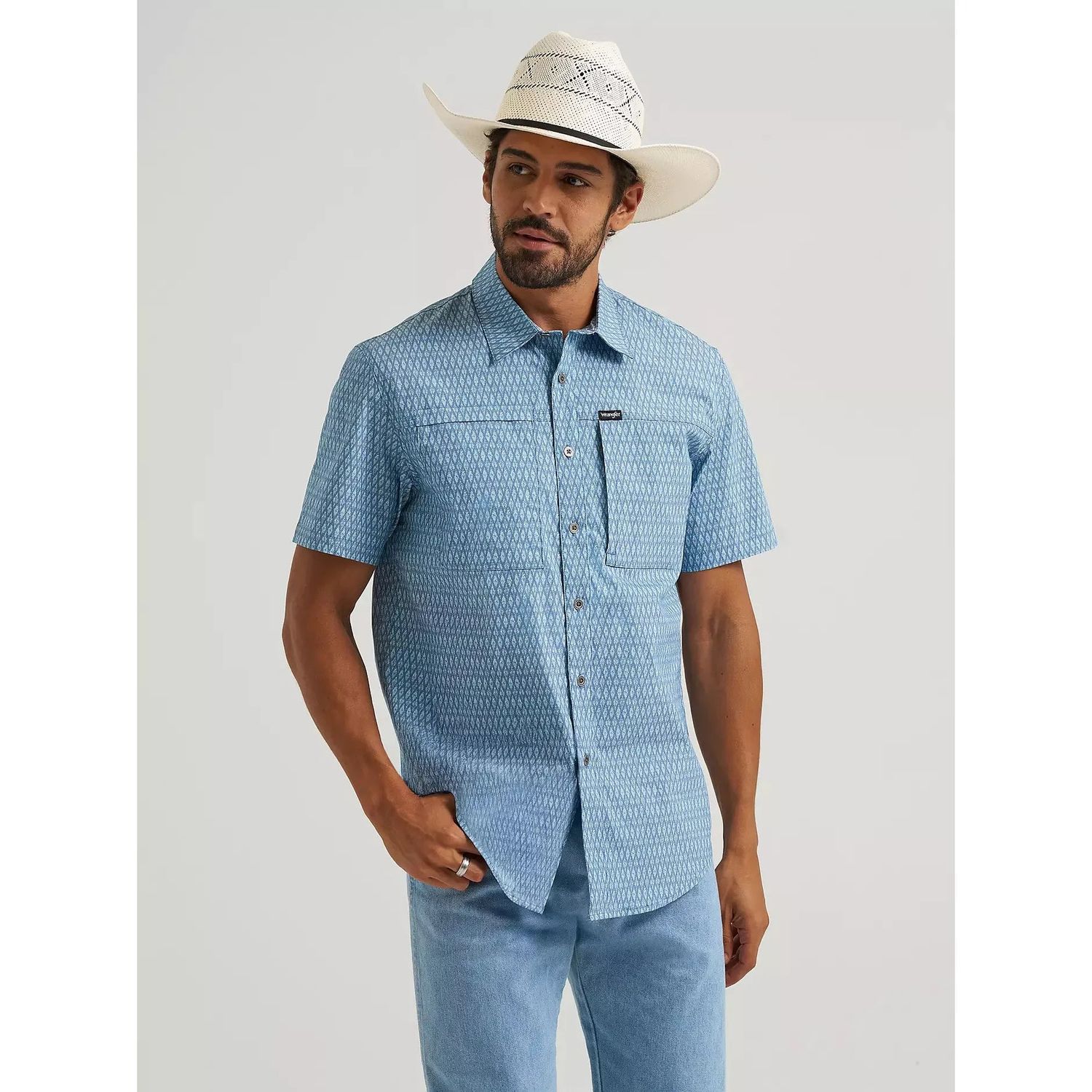 Wrangler Men's All Terrain Gear Short Sleeve Plaid Hike Shirt- Ombre Blue