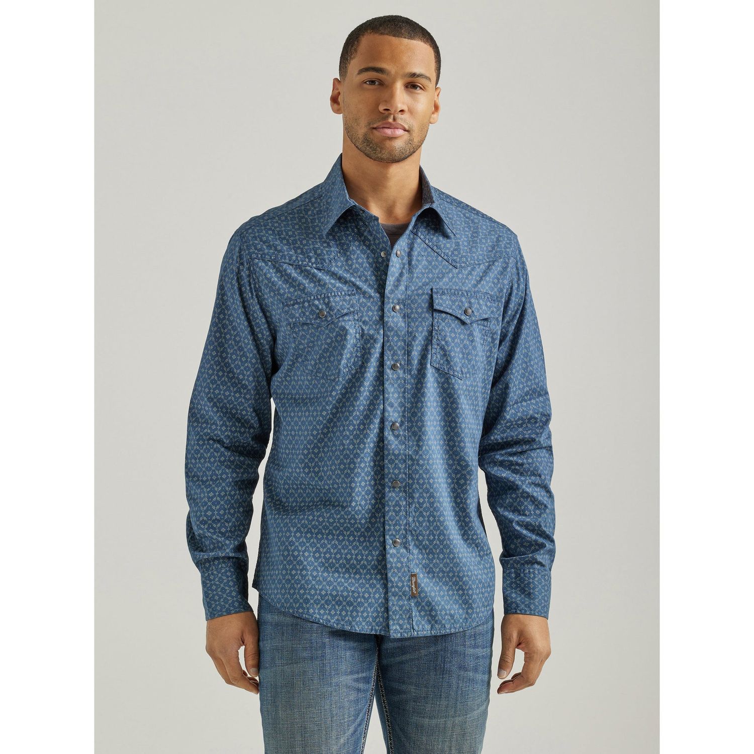 Wrangler Men's Retro Premium Long Sleeve Modern Fit Snap Shirt - Blue - 112338158