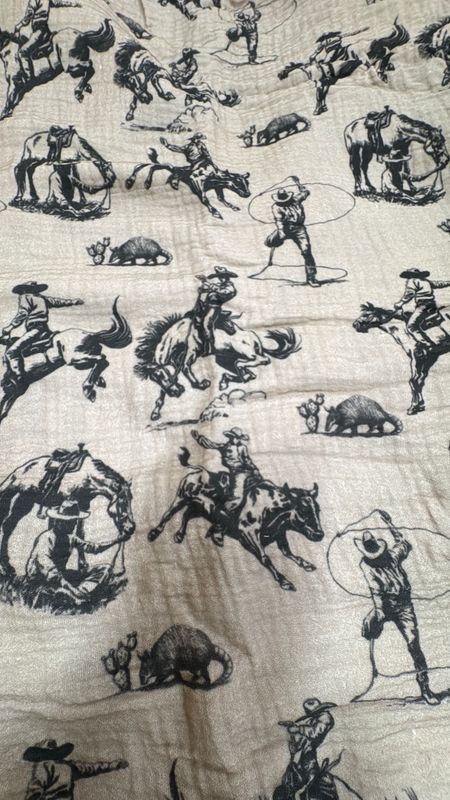 Boots &amp; Bows Retro Crib Sheet