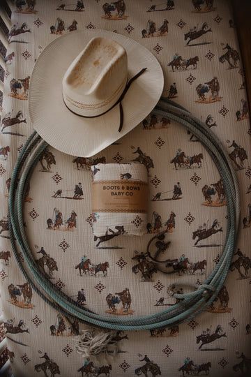 Boots &amp; Bows Rodeo Crib Sheet
