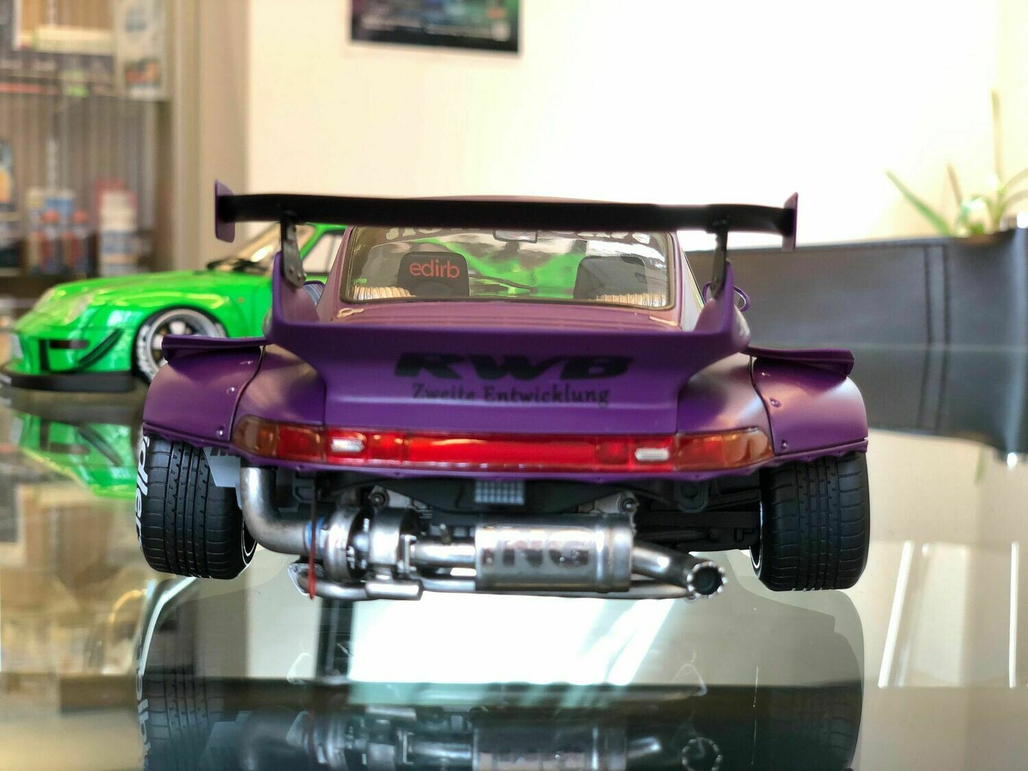 RWB 993 Matte Purple(IM) 1/18