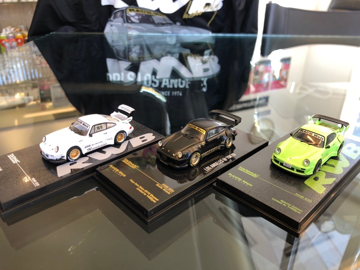 Up to 1 item per person>Tarmac Works 1/64 RWB 930 Lime Green Up to 1 item per person>Tarmac Works 1/64 RWB 930 Lime Green