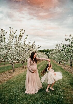 **Mommy and Me** 2024 Apple Blossom Mini Special [DEPOSIT ONLY]