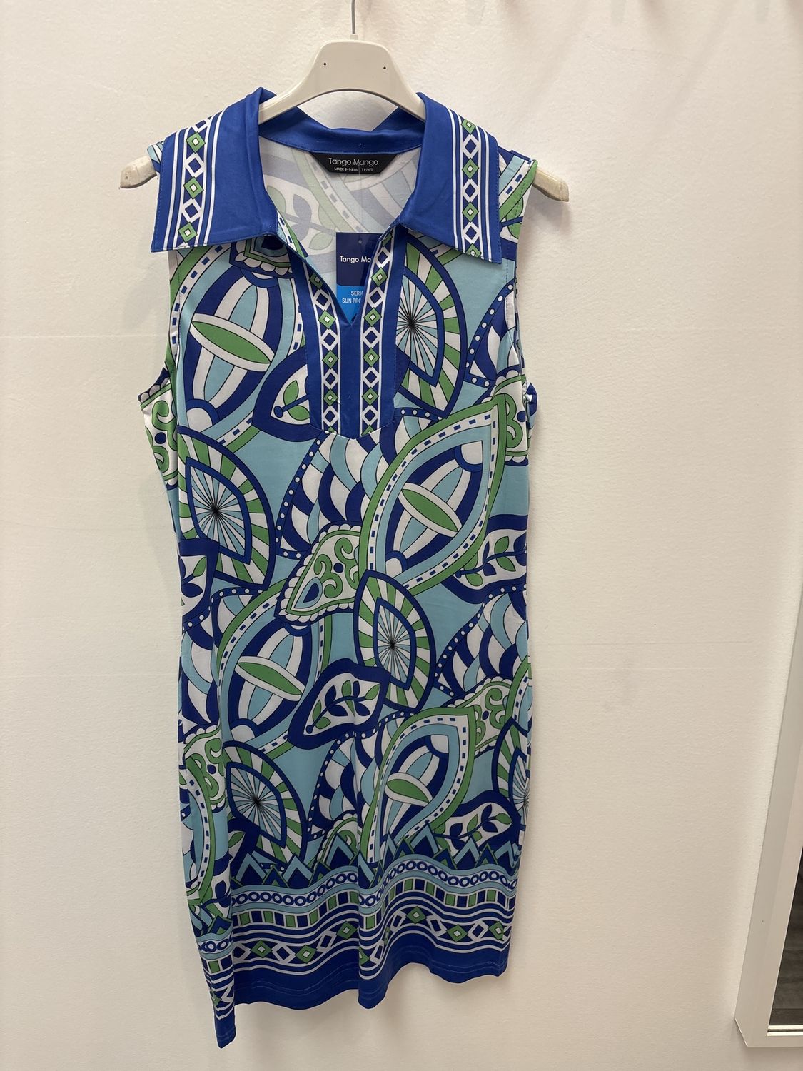 9616 Sleeveless Dress