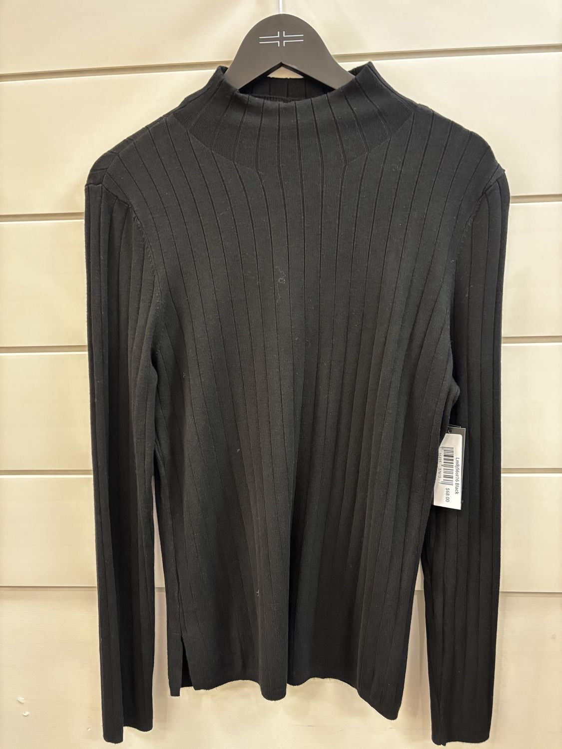 Lm8j56st16 Black Mock Turtleneck, Size: Small