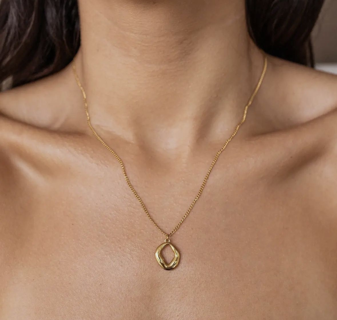 Dawn Necklace Gold