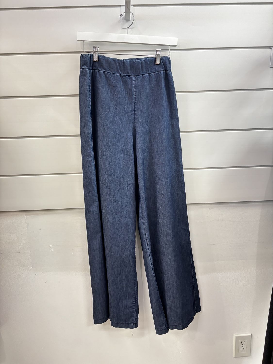 Ziggy Denim, Size: Medium