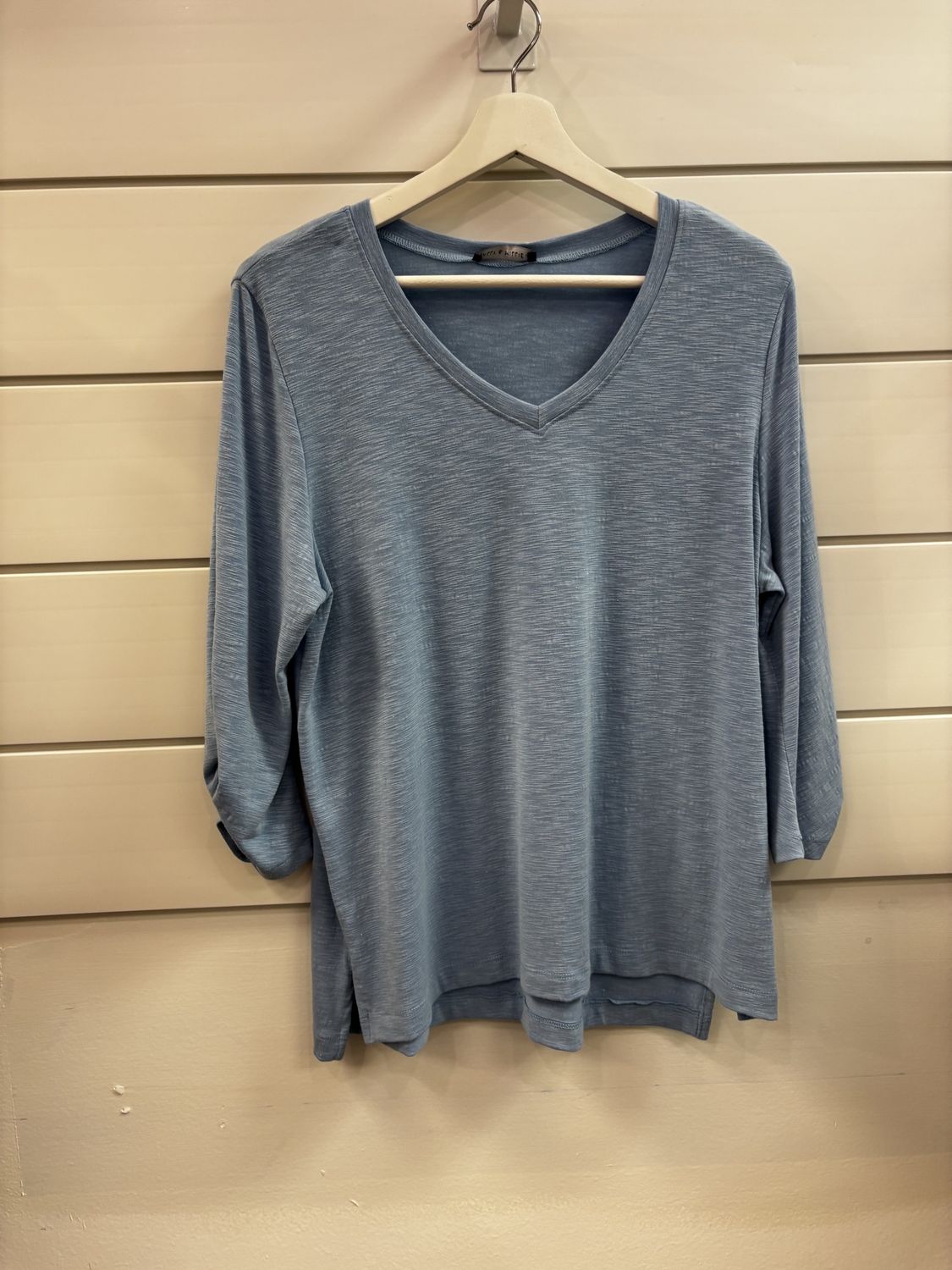 Vneck Winter Blue - Size XLarge