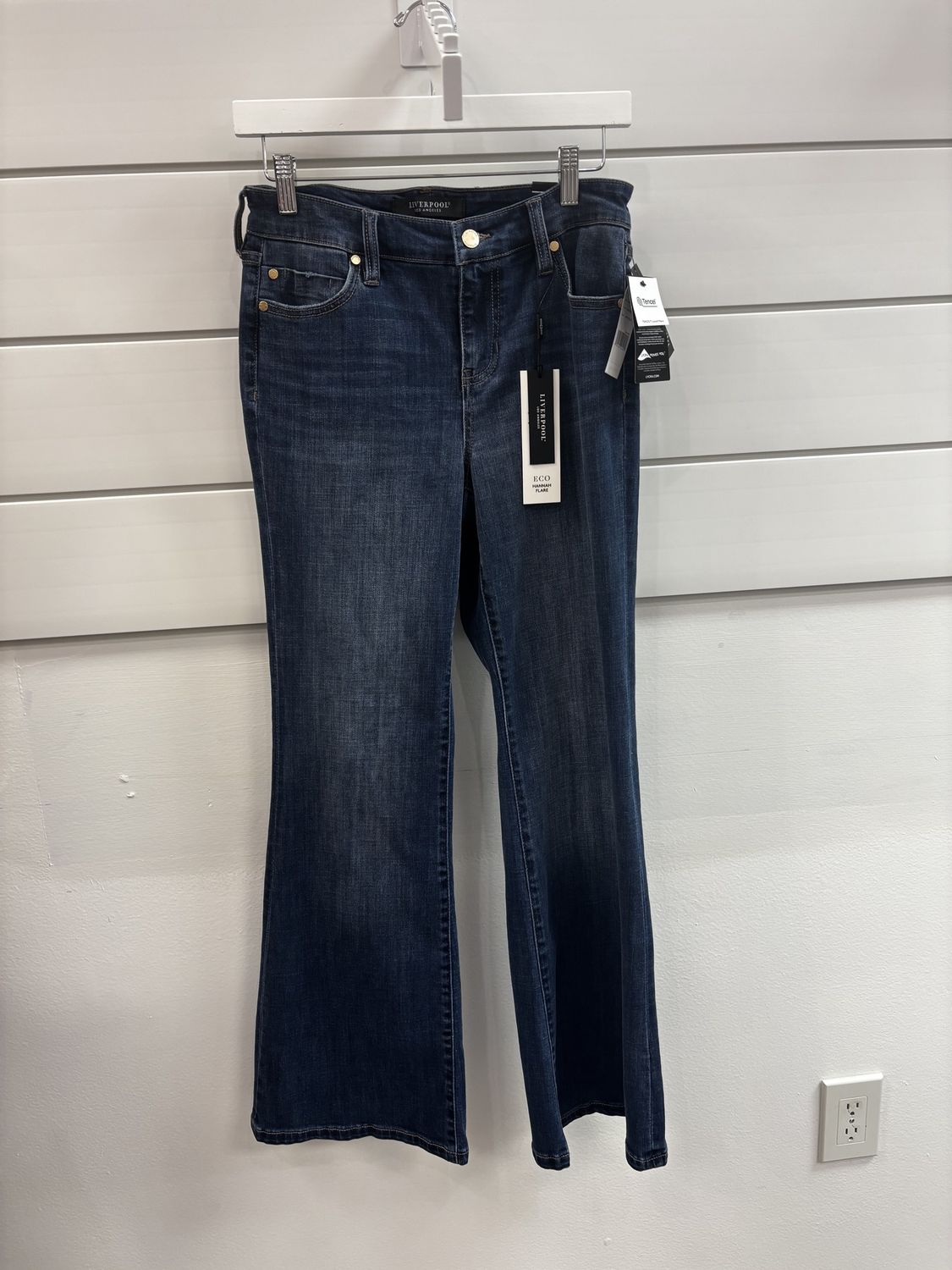 LP4390FWA Hannah Flare 31” Squire Shore, Size: 6Petite