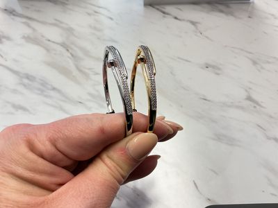 Stainless steel nail bracelet with rhinestones