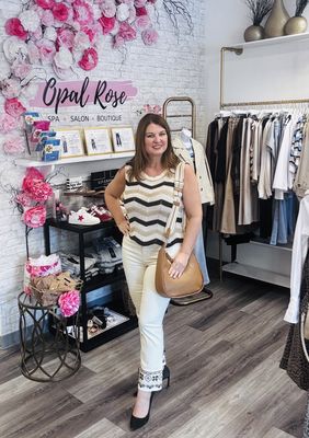 Natural Jeans with Detail at Bottom