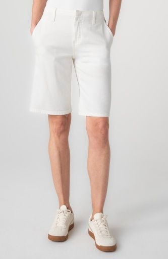 weekender relaxed short 11' inseam, Colour: bright white, Size: 4