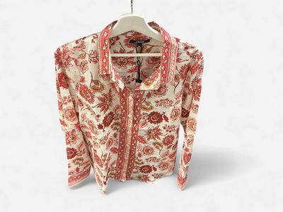 C4705 floral top