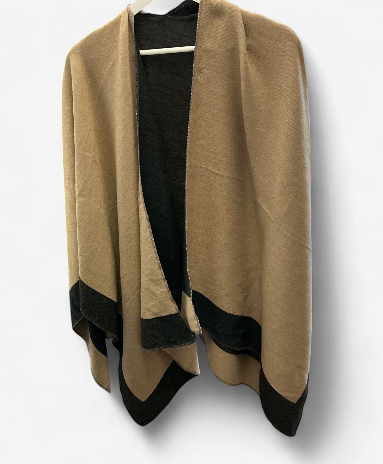 Reversible Taupe and Black Wrap