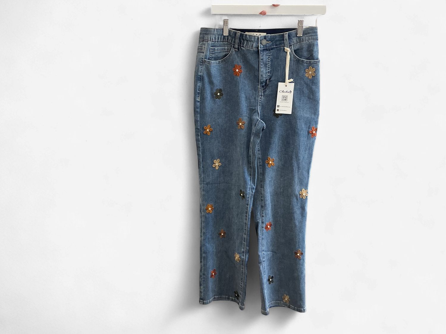 Floral embroidered Jeans