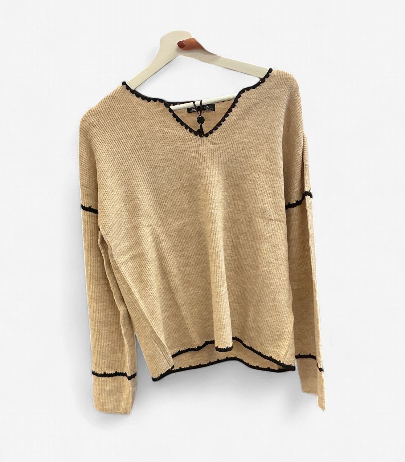 Embroidered rib sweater with notch neck
