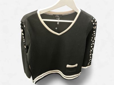 Black 3/4 Sleeve Top w Embellishments