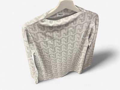 Long Sleeve Grey Top