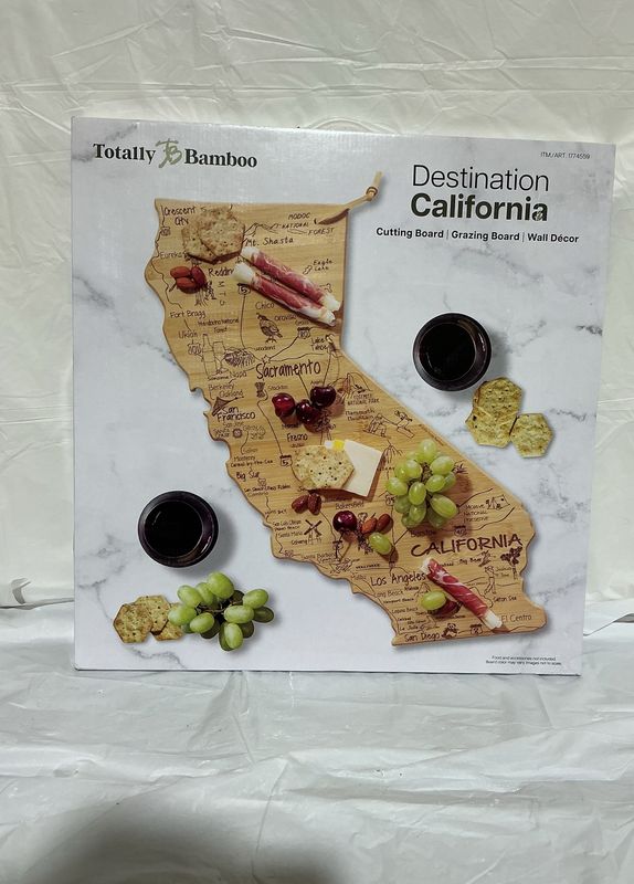 Totally Bamboo “Destination California” Bamboo Cutting &amp; Serving Board like new