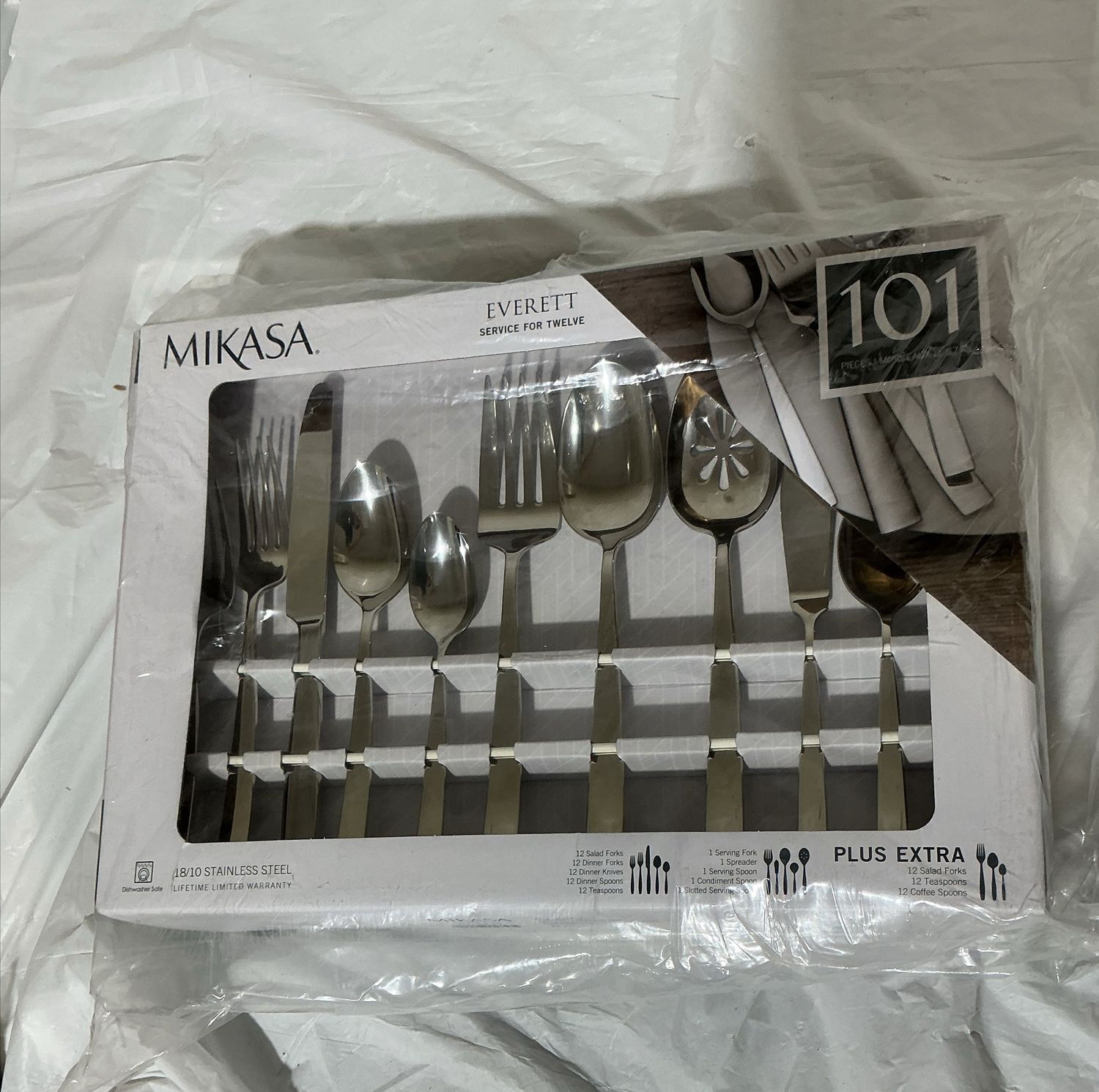 Mikasa 101 20-Piece Stainless Steel Flatware Set – Service for 4 like new
