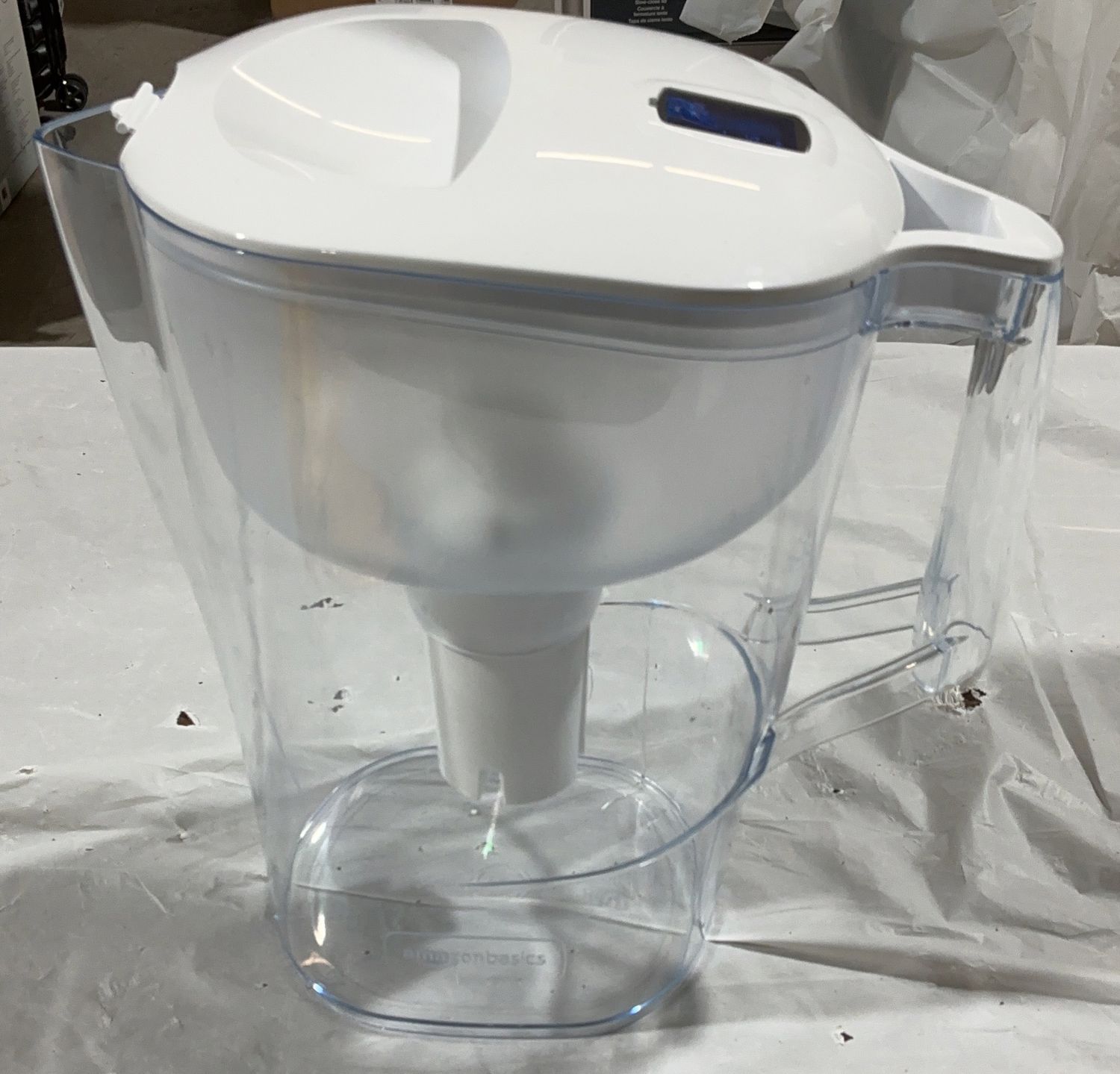 AmazonBasics Water Filter Pitcher with Filter – Large Capacity